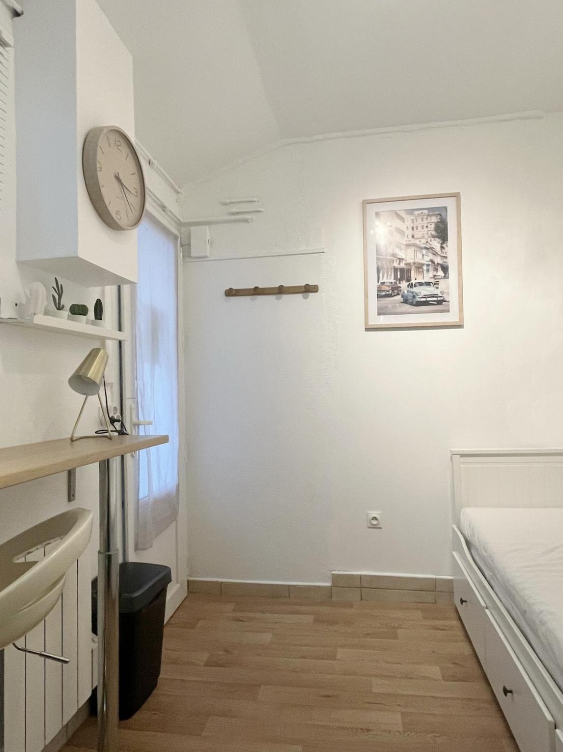 #1 Petit Studio Pres Du Metro L9 Bagnolet Bagian luar foto