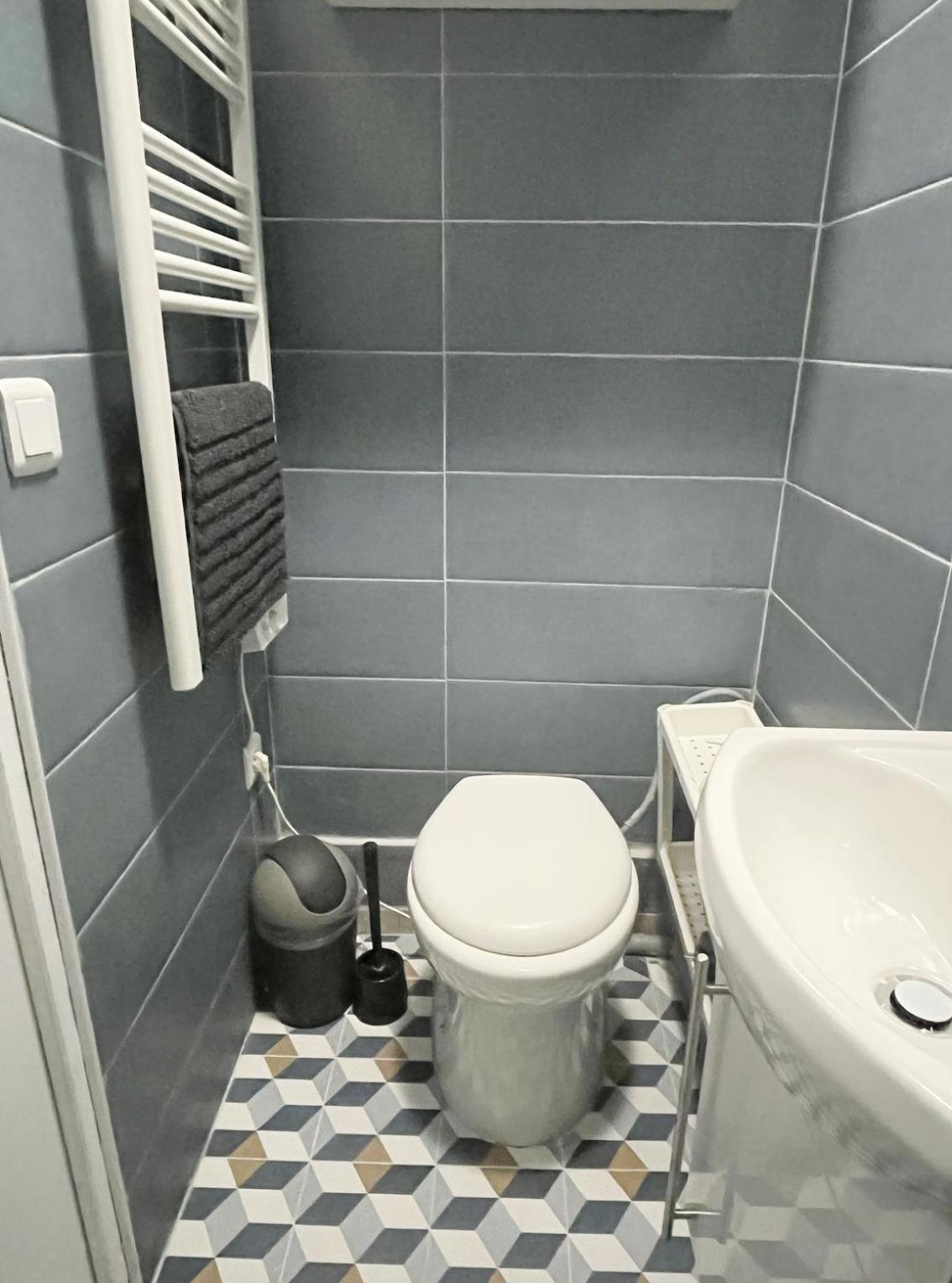 #1 Petit Studio Pres Du Metro L9 Bagnolet Bagian luar foto